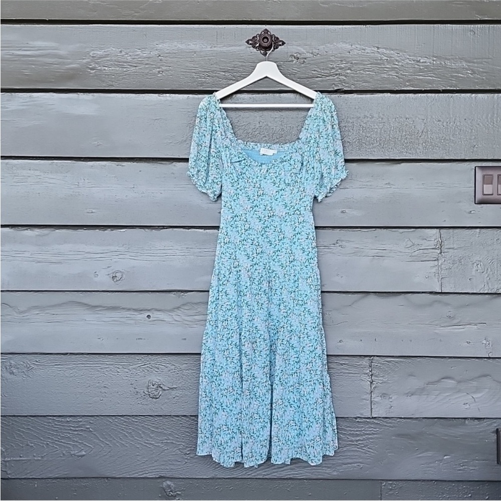 ASTR floral sweetheart puff sleeve smocked midi dress blue L women’s